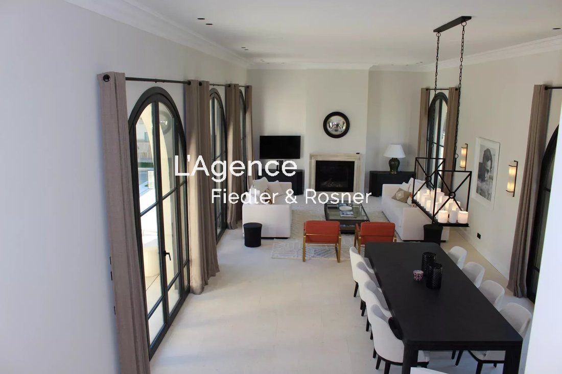Villa in Zone Ouest Urbaine, Saint-Tropez, France 4 - 15244045