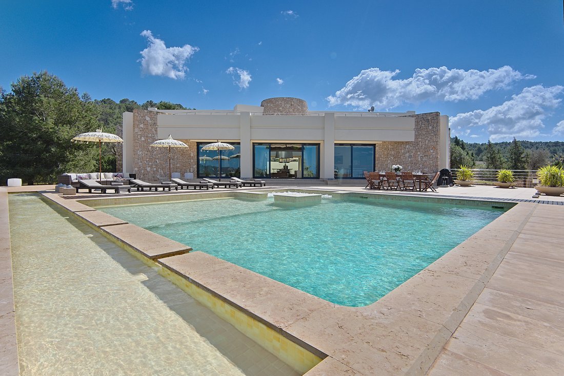 Villa in Sant Josep de sa Talaia, Balearic Islands, Spain 3 - 16910454