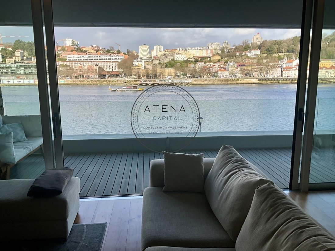 Apartment in Santa Marinha e Sao Pedro da Afurada, Porto District, Portugal 1 - 16908541