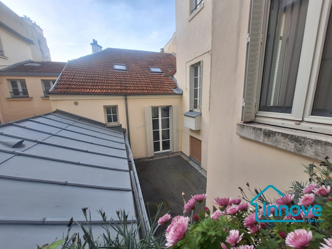 Apartment in Domaine National du Château, Versailles, France 5 - 16908266