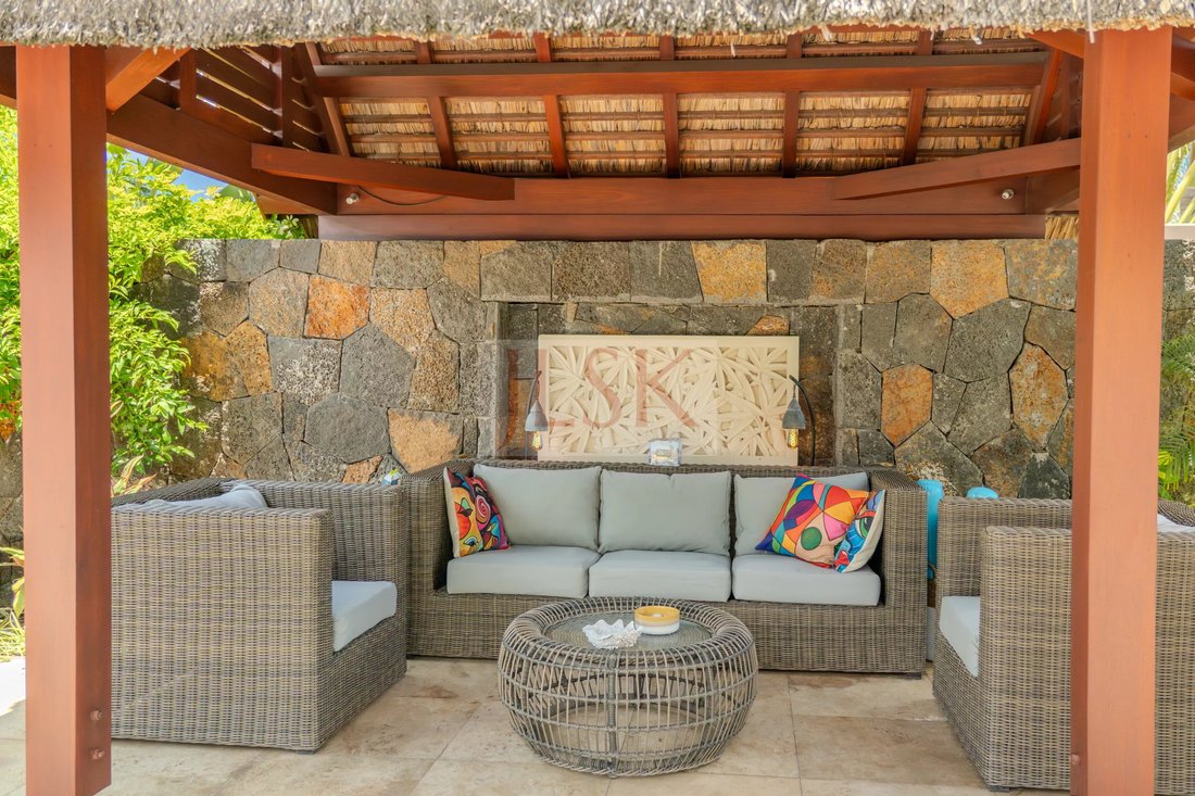 Villa in Grand Baie, Rivière du Rempart District, Mauritius 3 - 15970767