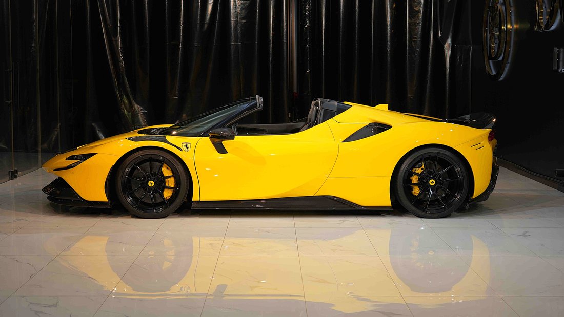 Cabriolet in Dubai, Dubai, United Arab Emirates 4 - 16912009