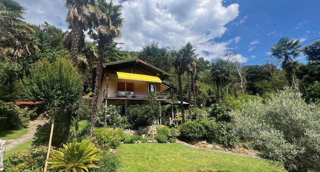House in Tronzano Lago Maggiore, Lombardy, Italy 2 - 16911130