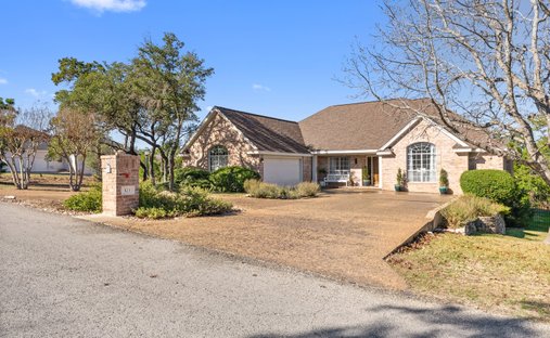 House in The Hills, Texas, United States 1