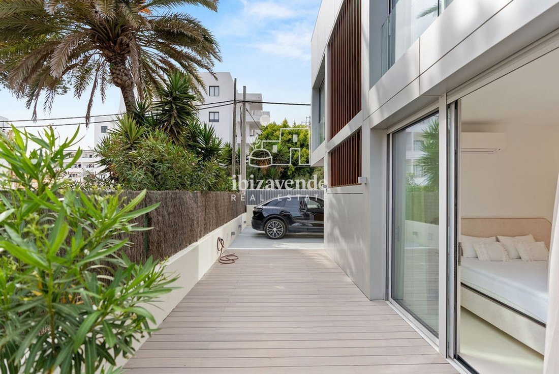House in Sant Josep de sa Talaia, Balearic Islands, Spain 2 - 16904629