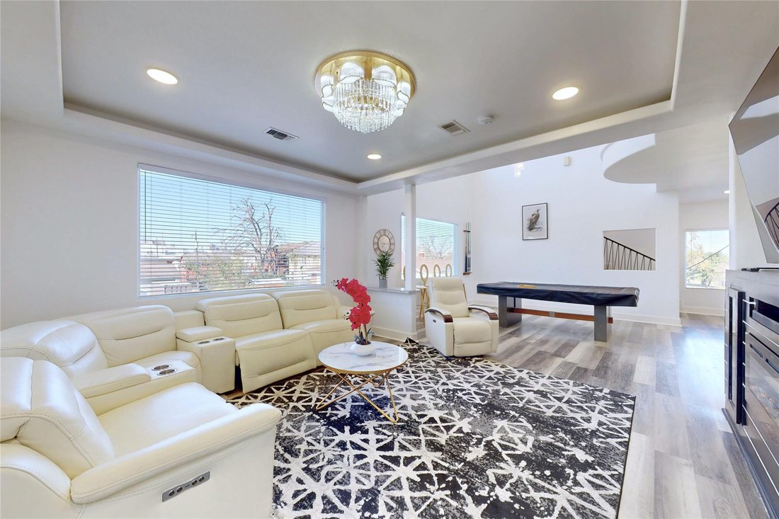 House in Houston, Texas, United States 3 - 16911479