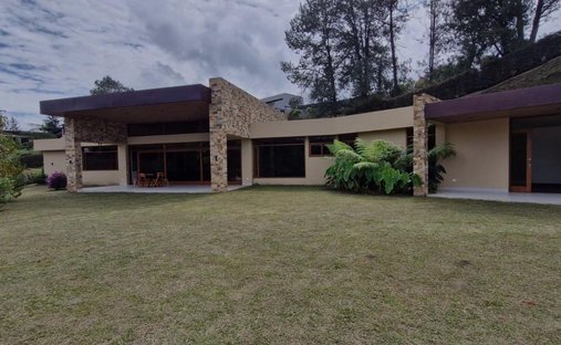 Casa en El Carmen, La Ceja, Colombia 1