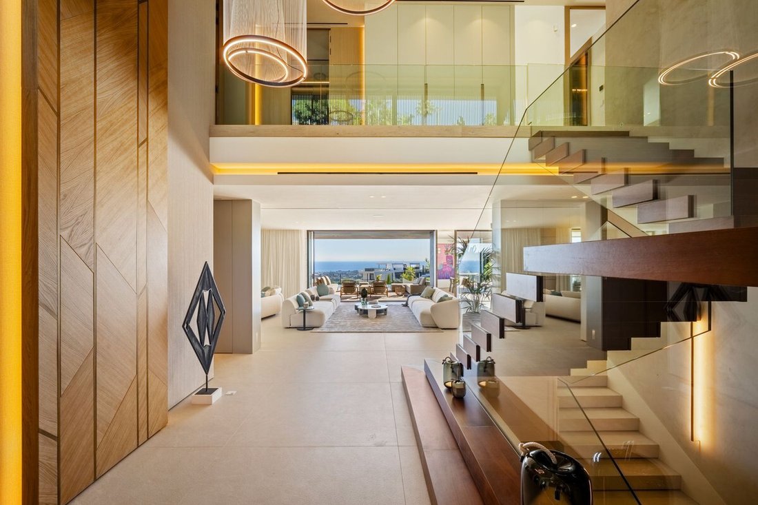 Villa in El Madroñal, Benahavis, Spain 2 - 16905463