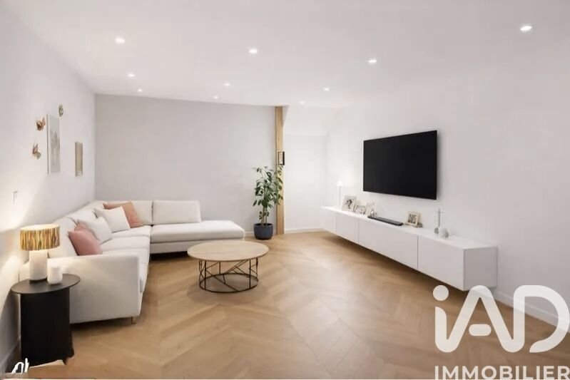 Apartment in Saint Victor, 7e Arrondissement, Marseille 2 - 16913579