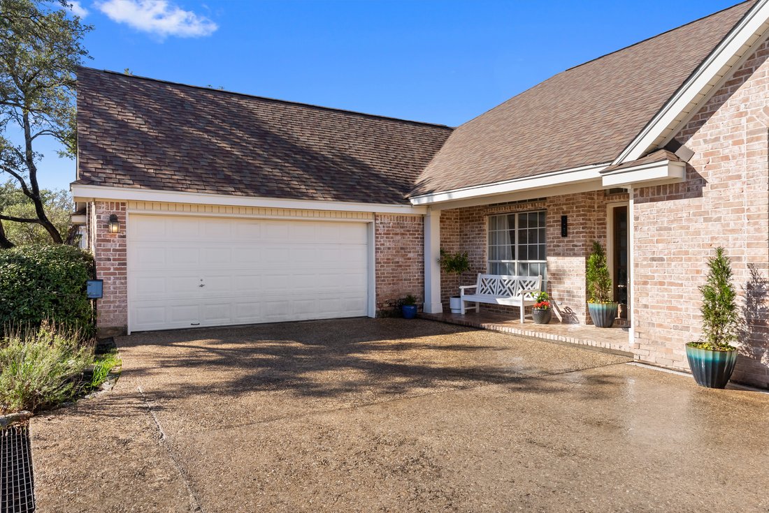 House in The Hills, Texas, United States 4 - 16914284