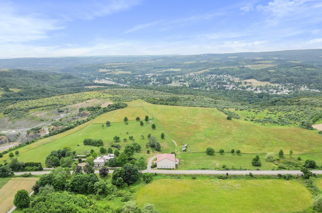 House in Clearfield, Pennsylvania, United States 2 - 16911692