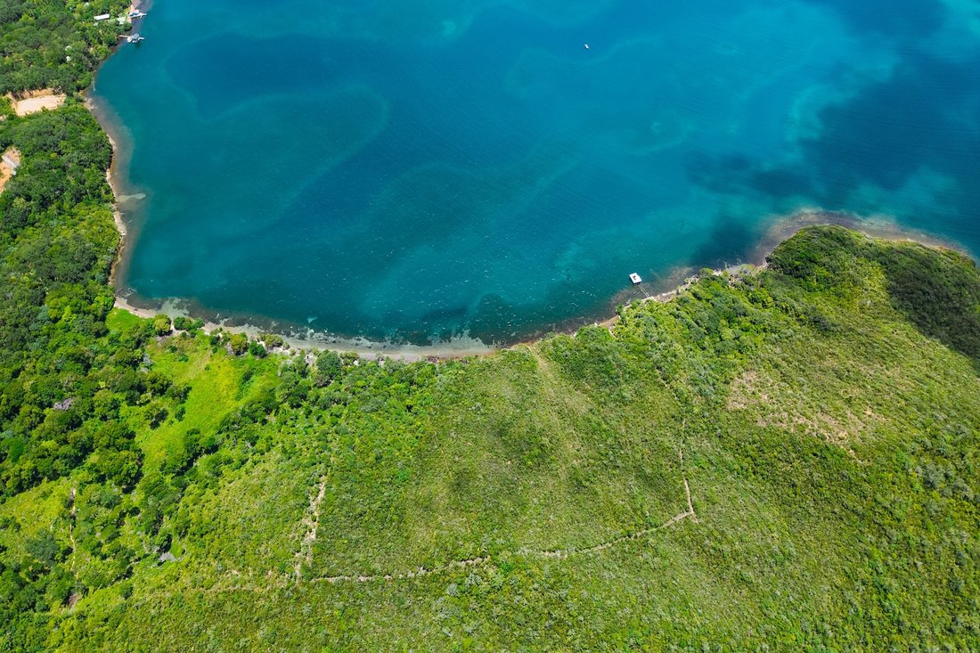 Land in Camp Bay, Bay Islands Department, Honduras 5 - 16910080