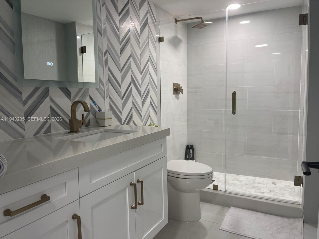 Condo in Miami Beach, Florida, United States 1 - 16913857