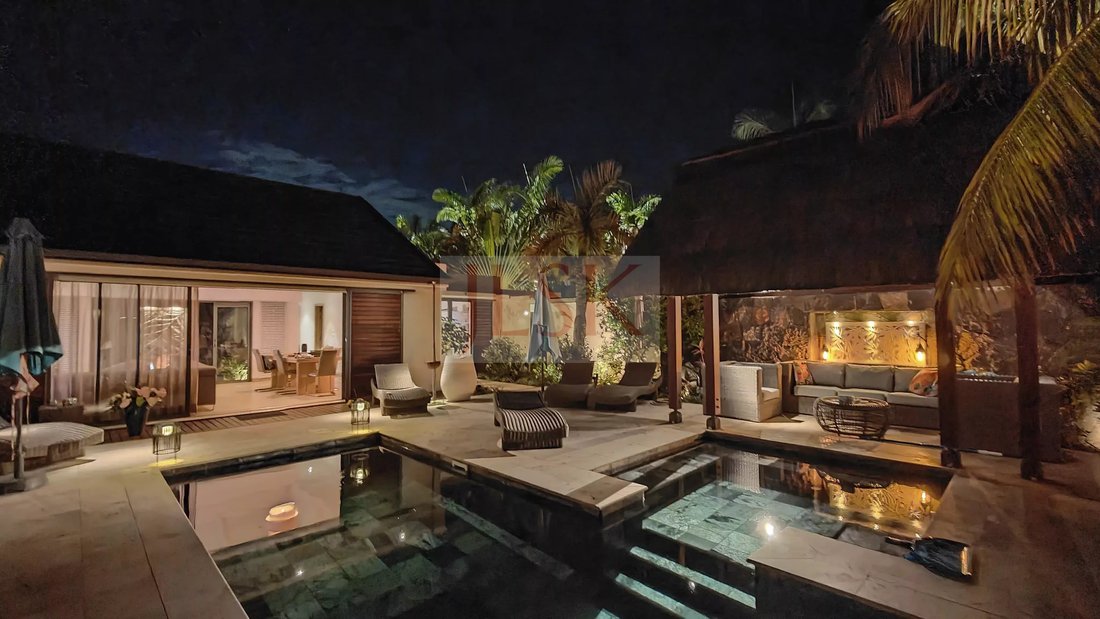 Villa in Grand Baie, Rivière du Rempart District, Mauritius 2 - 15970767