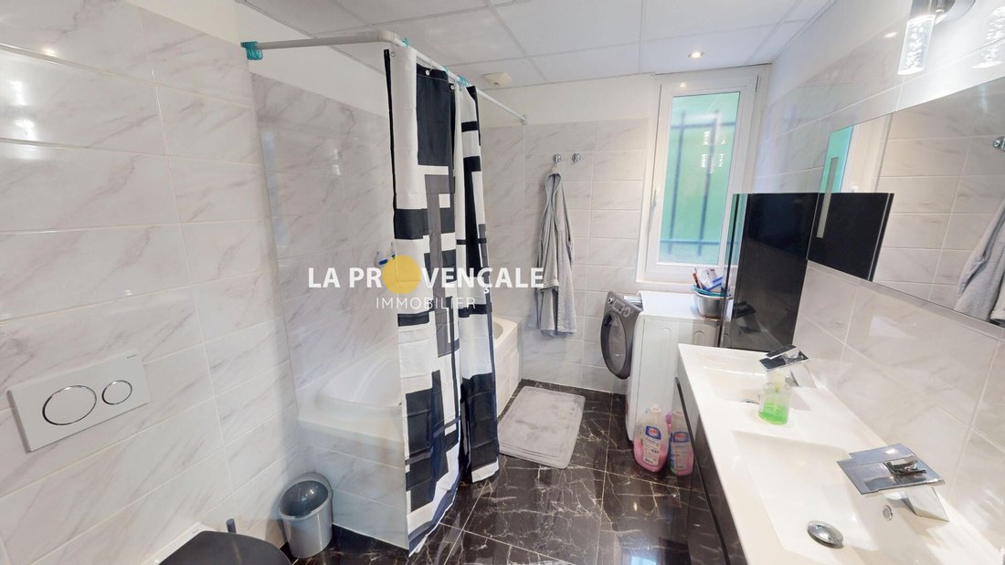 Villa in Mimet, Provence-Alpes-Côte d'Azur, France 3 - 16597696