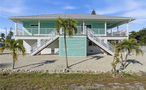 House in Fort Myers Beach, Florida, United States 1