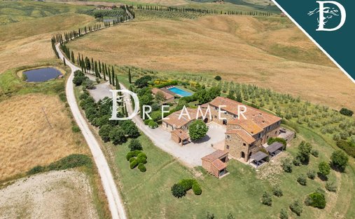 Azienda agricola a Asciano, Toscana, Italia 1