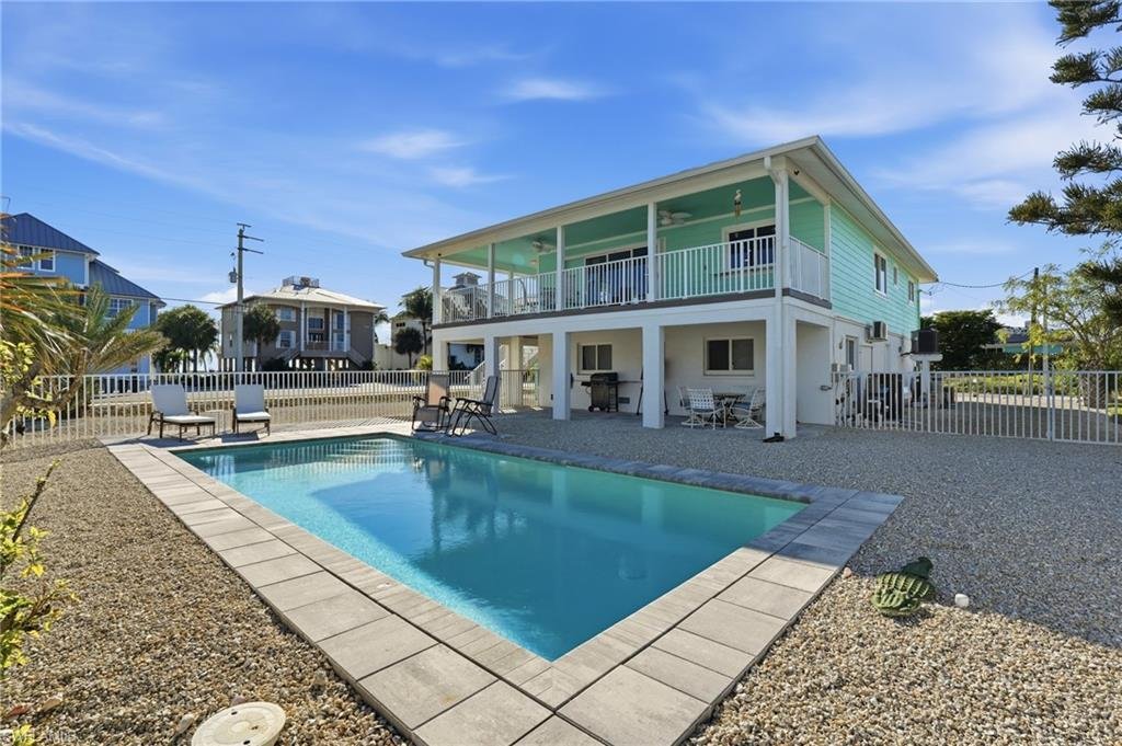 House in Fort Myers Beach, Florida, United States 2 - 16911133