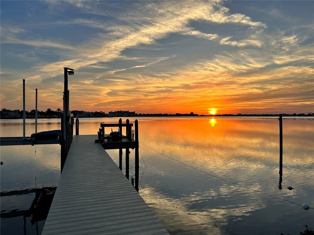 House in St. Petersburg, Florida, United States 5 - 16901681