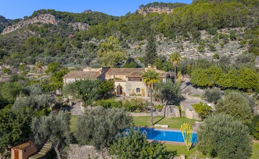 Country House in Caimari, Selva, Balearic Islands 1