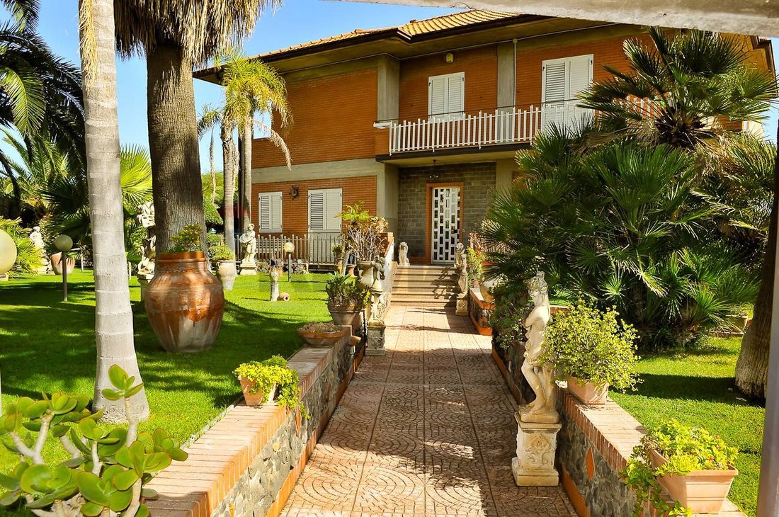 Villa in Mascalucia, Sicily, Italy 2 - 16908225