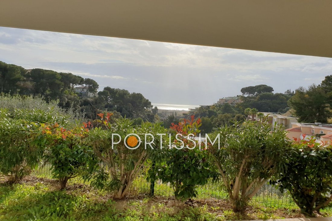 Apartment in Saint-Laurent-du-Var, Provence-Alpes-Côte d'Azur, France 3 - 16908958