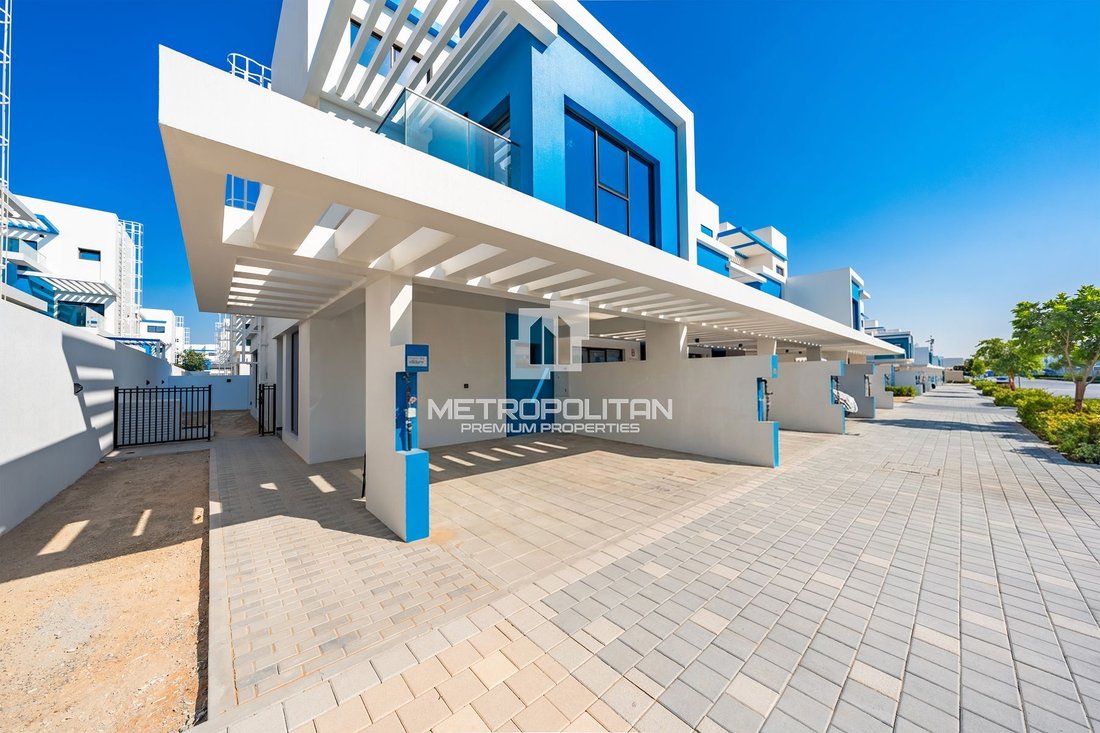 Townhouse in Al Wasl, Dubai, United Arab Emirates 2 - 16689210