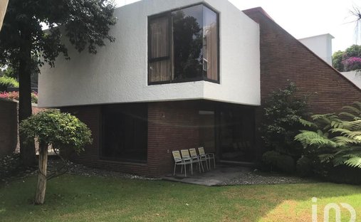 House in Naucalpan de Juárez, State of Mexico, Mexico 1