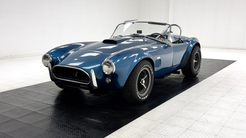 Cabriolet in Morgantown, United States 1 - 16908709