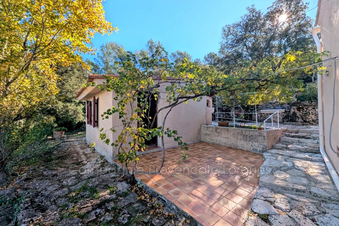 Villa in Solliès-Toucas, Provence-Alpes-Côte d'Azur, France 2 - 16905204