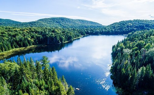 Terreno a Domaine-des-Pyramides, Québec, Canada 1
