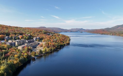 Appartamento a Mont-Tremblant, Québec, Canada 1
