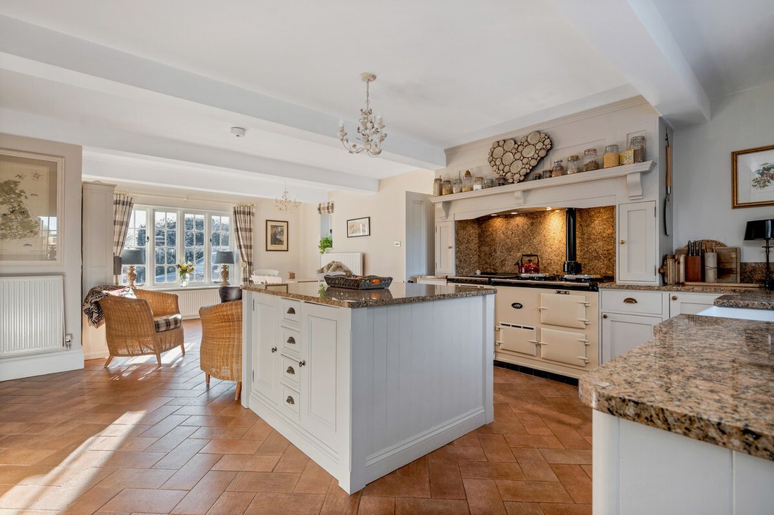 House in Newton Regis, England 3 - 16906382