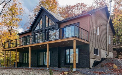 Villa in La Minerve, Quebec, Canada 1