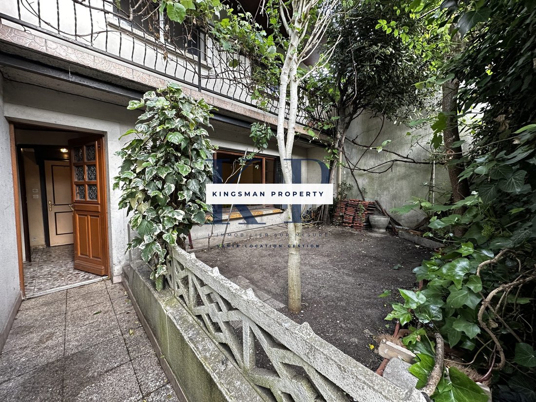 House in Arrondissement of Bobigny, Ile-de-France, France 2 - 16911992