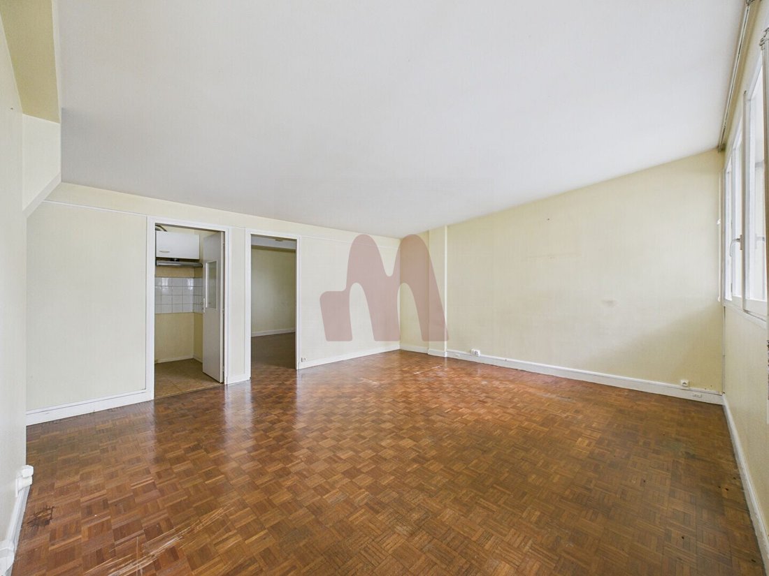 Apartment in La Fourche-Guy Môquet, Paris 17e Arrondissement, Paris 1 - 16908260