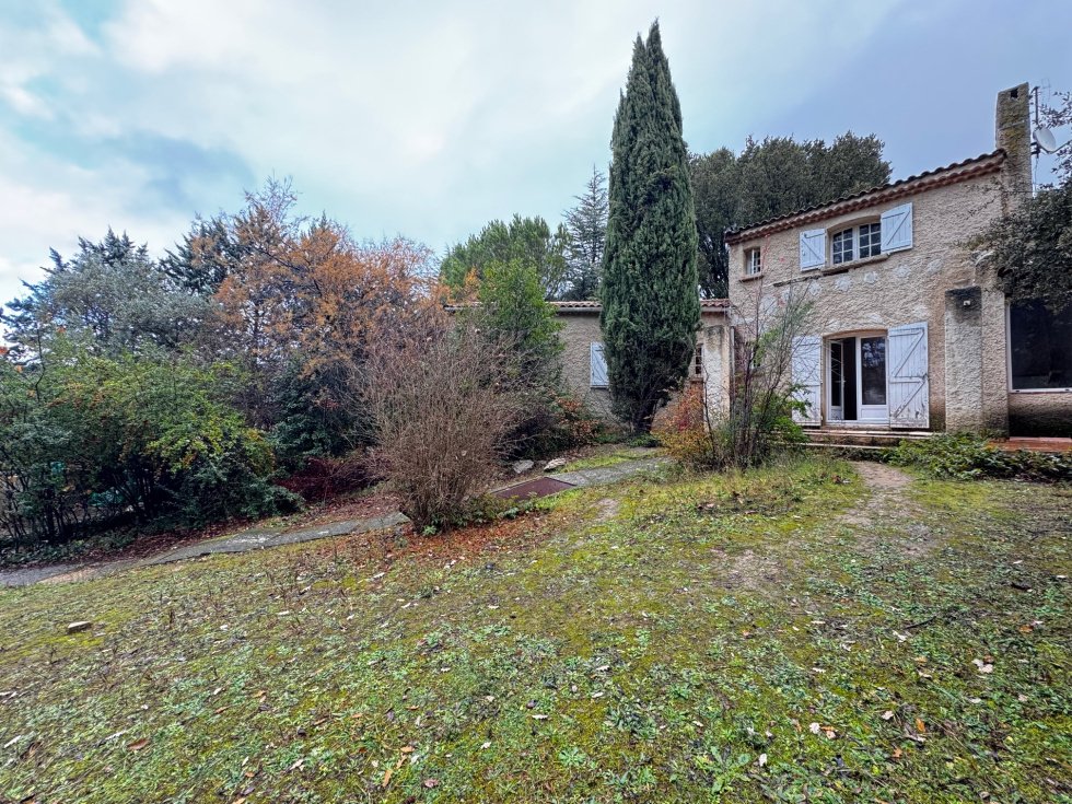 House in Granettes-Jauberte-Sainte Anne, Aix-en-Provence, France 3 - 16906649
