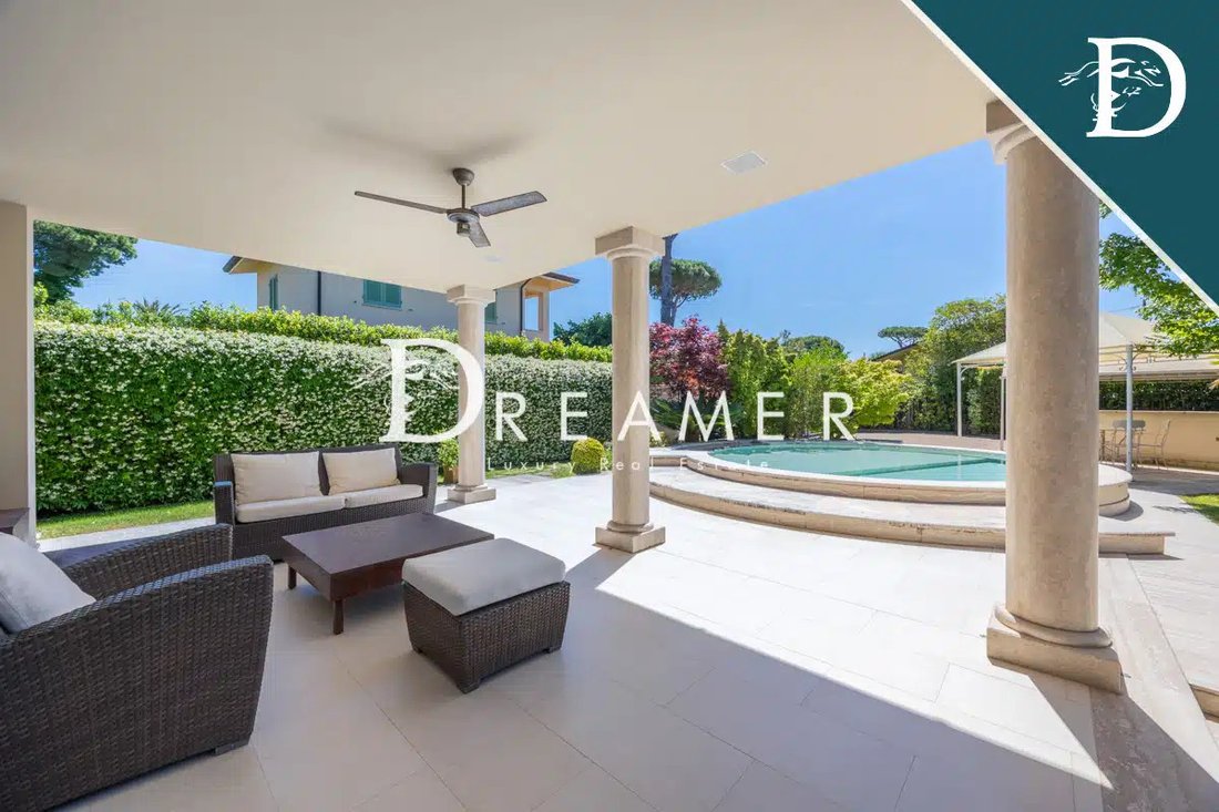 Villa in Center, Forte dei Marmi, Tuscany 4 - 15965437