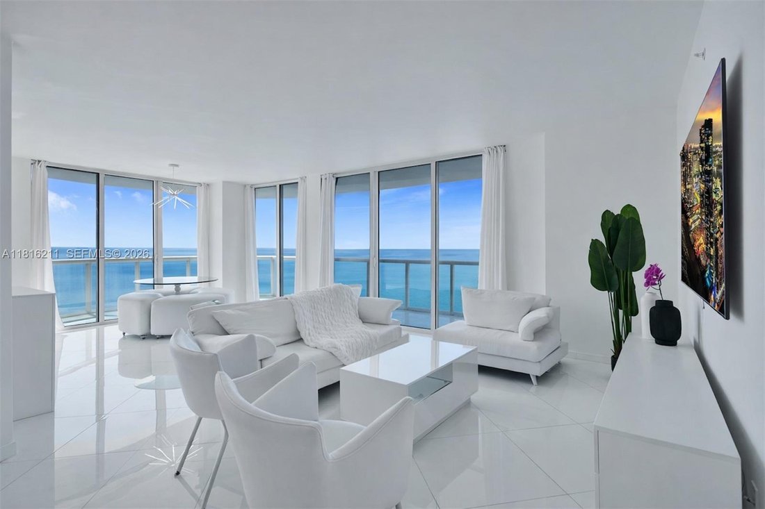 Condo in Miami Beach, Florida, United States 1 - 16636947