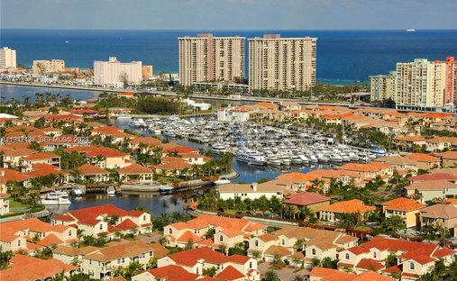 Maison de ville à Hollywood, Floride, États-Unis 1