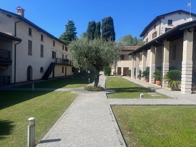 Apartment in Salo, Lombardy, Italy 1 - 16907873
