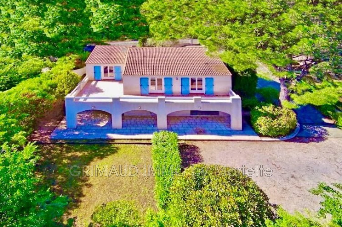 Villa in Centre Ville, Cogolin, France 5 - 16905224