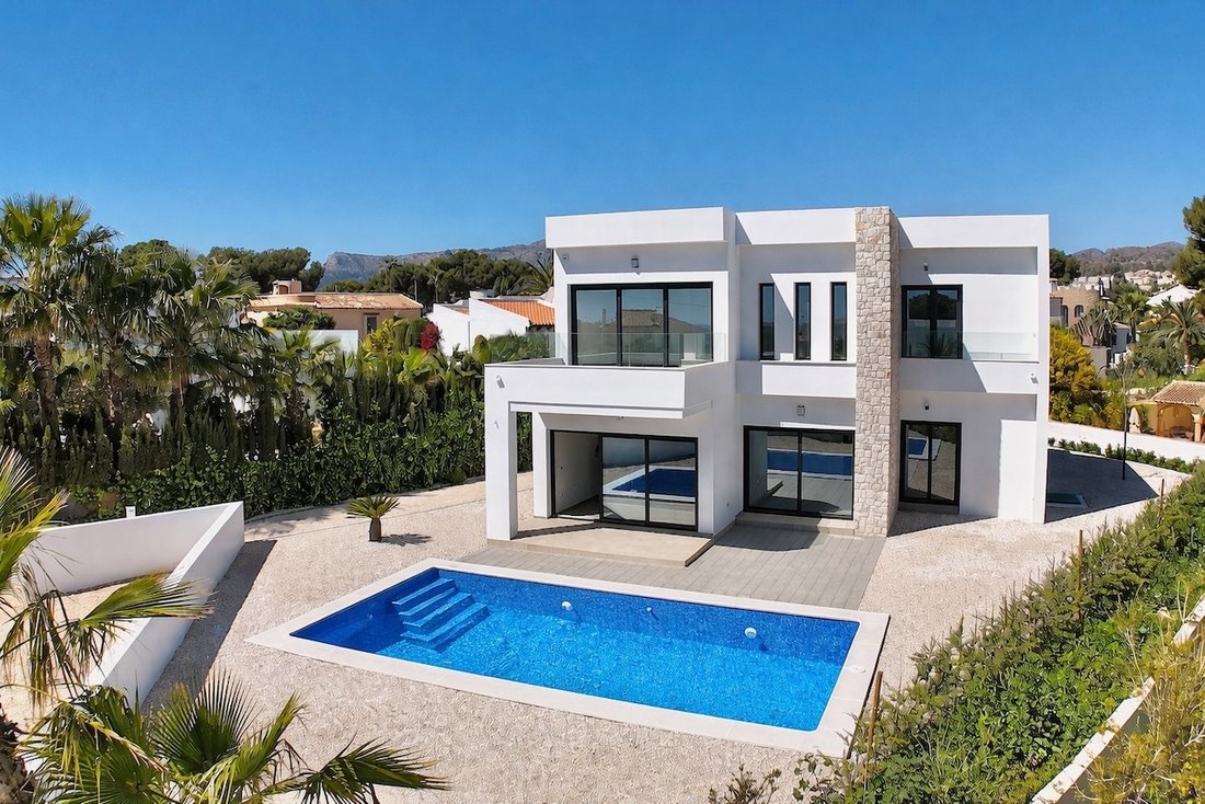 Villa in Benissa, Valencian Community, Spain 1 - 15250167