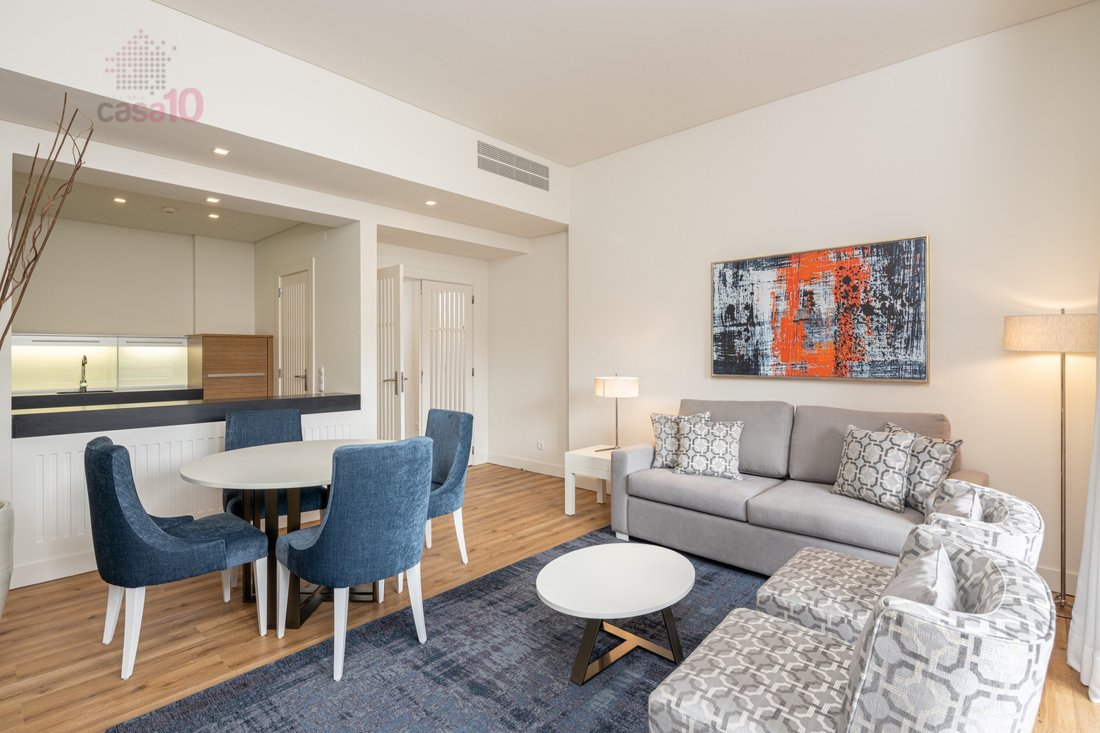 Apartment in Cascais e Estoril, Lisbon, Portugal 1 - 16909241