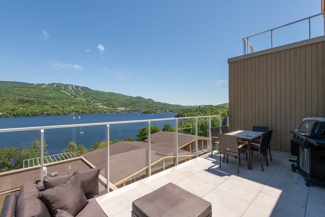Apartment in Mont-Tremblant, Quebec, Canada 2 - 15643463