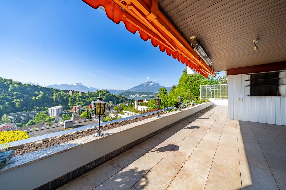 Penthouse Apartment In Lucerne's Most Beautiful Location