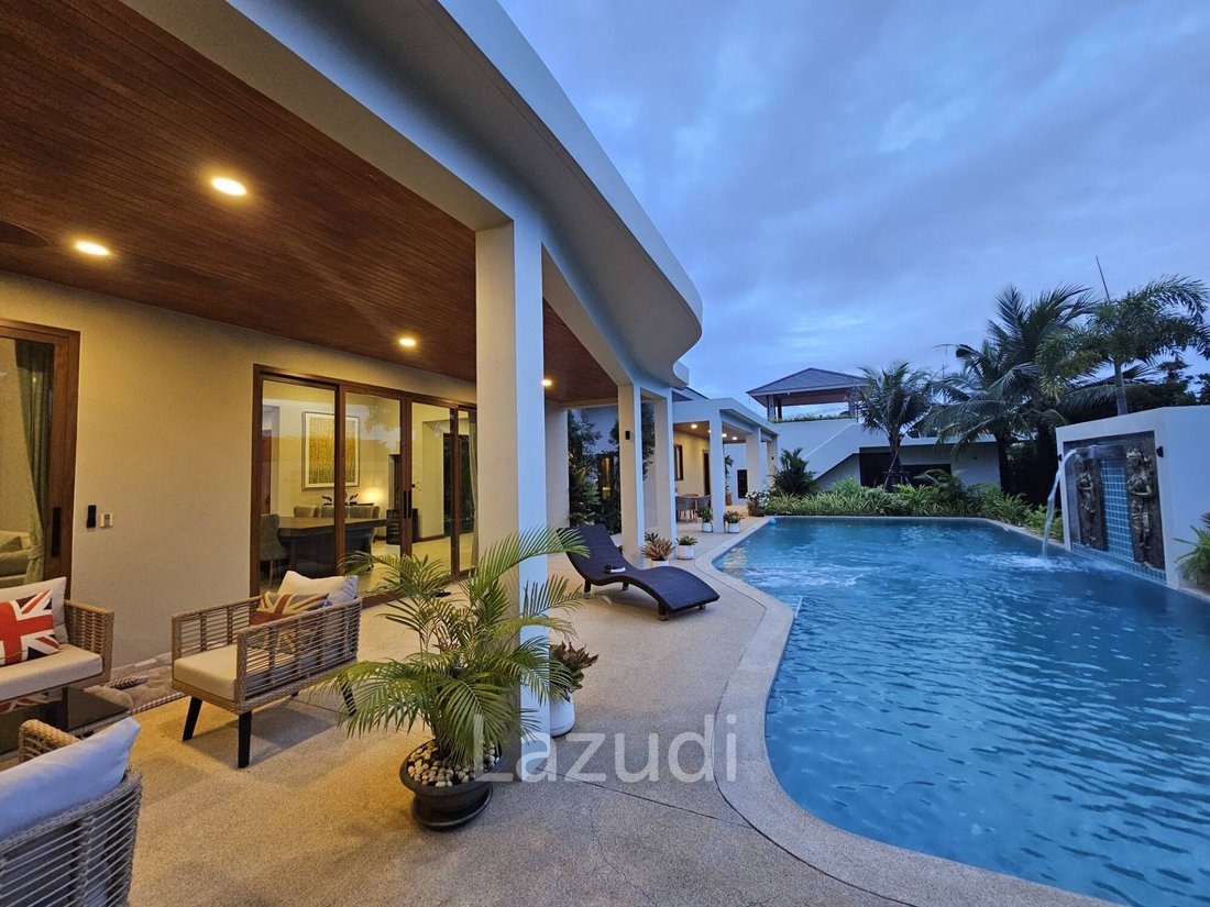 Villa in Choeng Thale, Phuket, Thailand 2 - 16909074