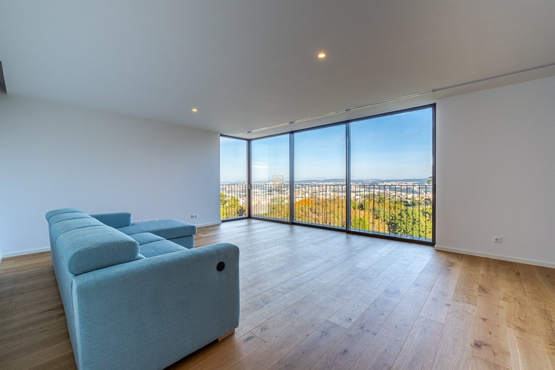 Apartment in Mafamude e Vilar do Paraiso, Porto District, Portugal 3 - 16906164