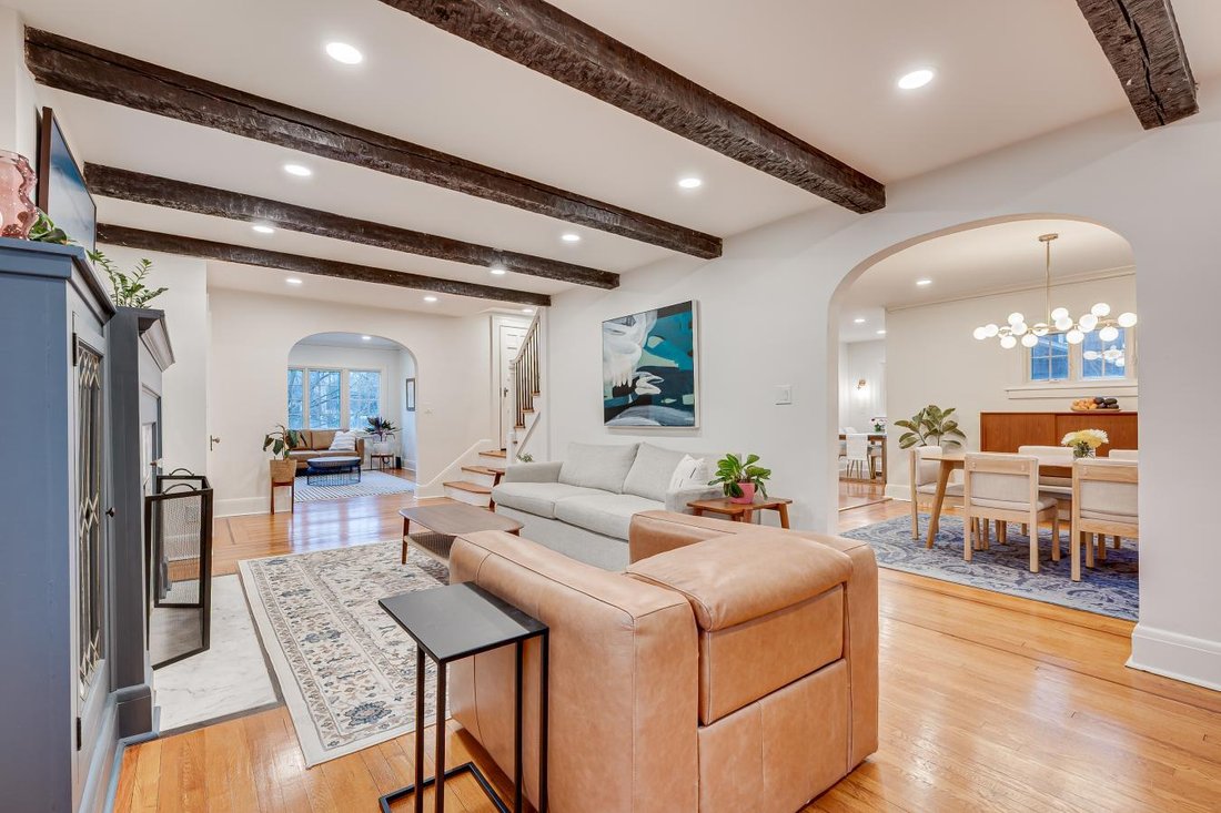 House in Metuchen, New Jersey, United States 3 - 16909035