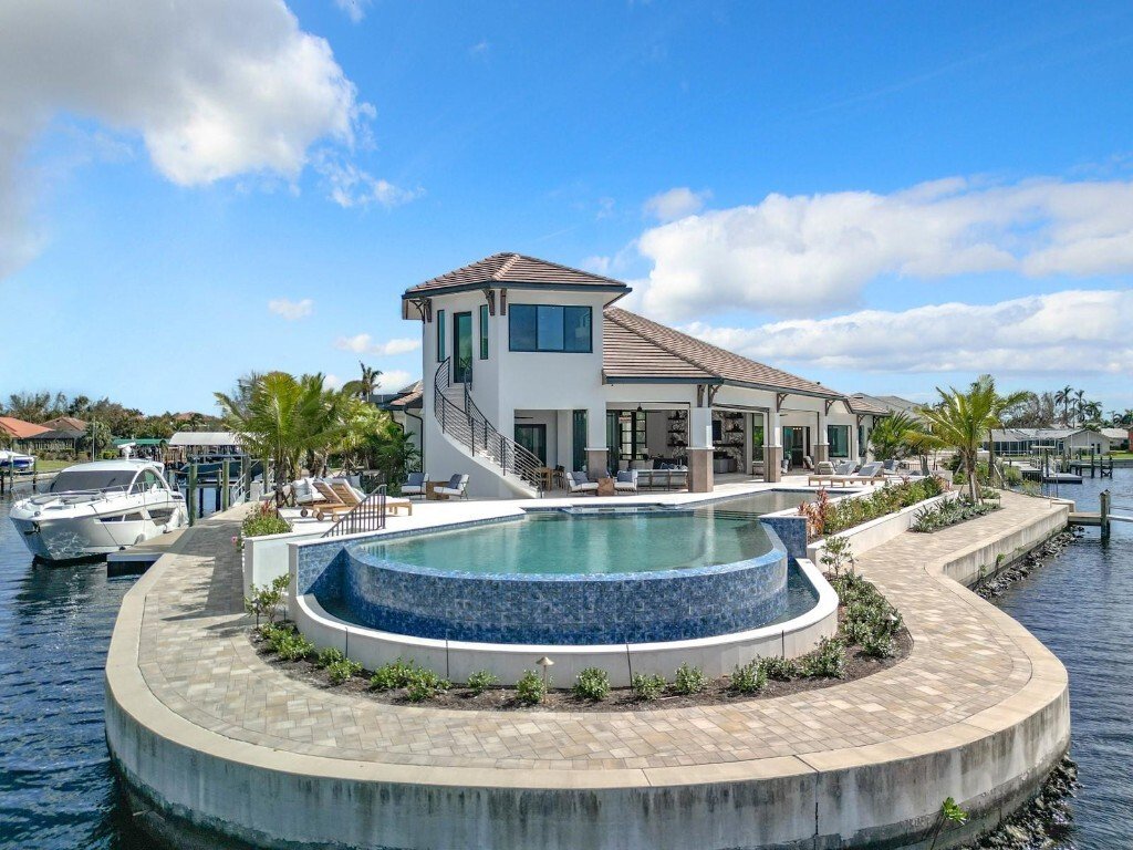 House in Fort Myers, Florida, United States 1 - 16882355
